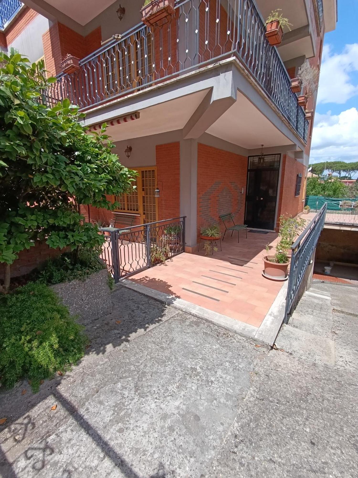 Alloggiare Da Sandra Rome Exterior photo